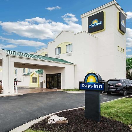 Days Inn By Wyndham Blue Springs Dış mekan fotoğraf