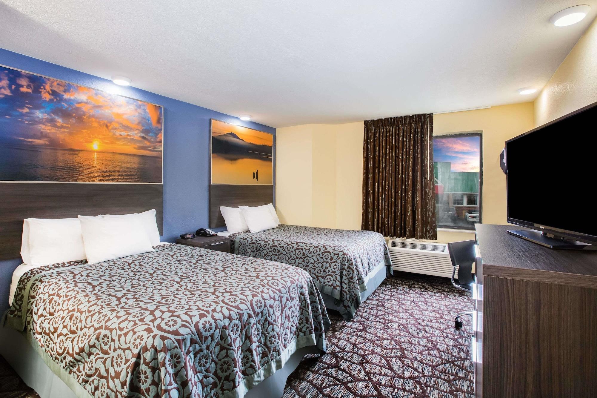 Days Inn By Wyndham Blue Springs Dış mekan fotoğraf